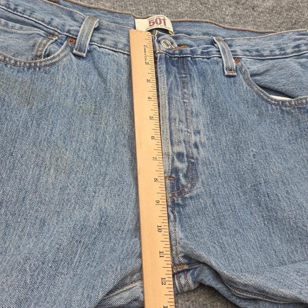 Vintage Levi's 501 Jeans Men's Fits 36 x 29 (FITS 34x27) Blue Faded Y2K